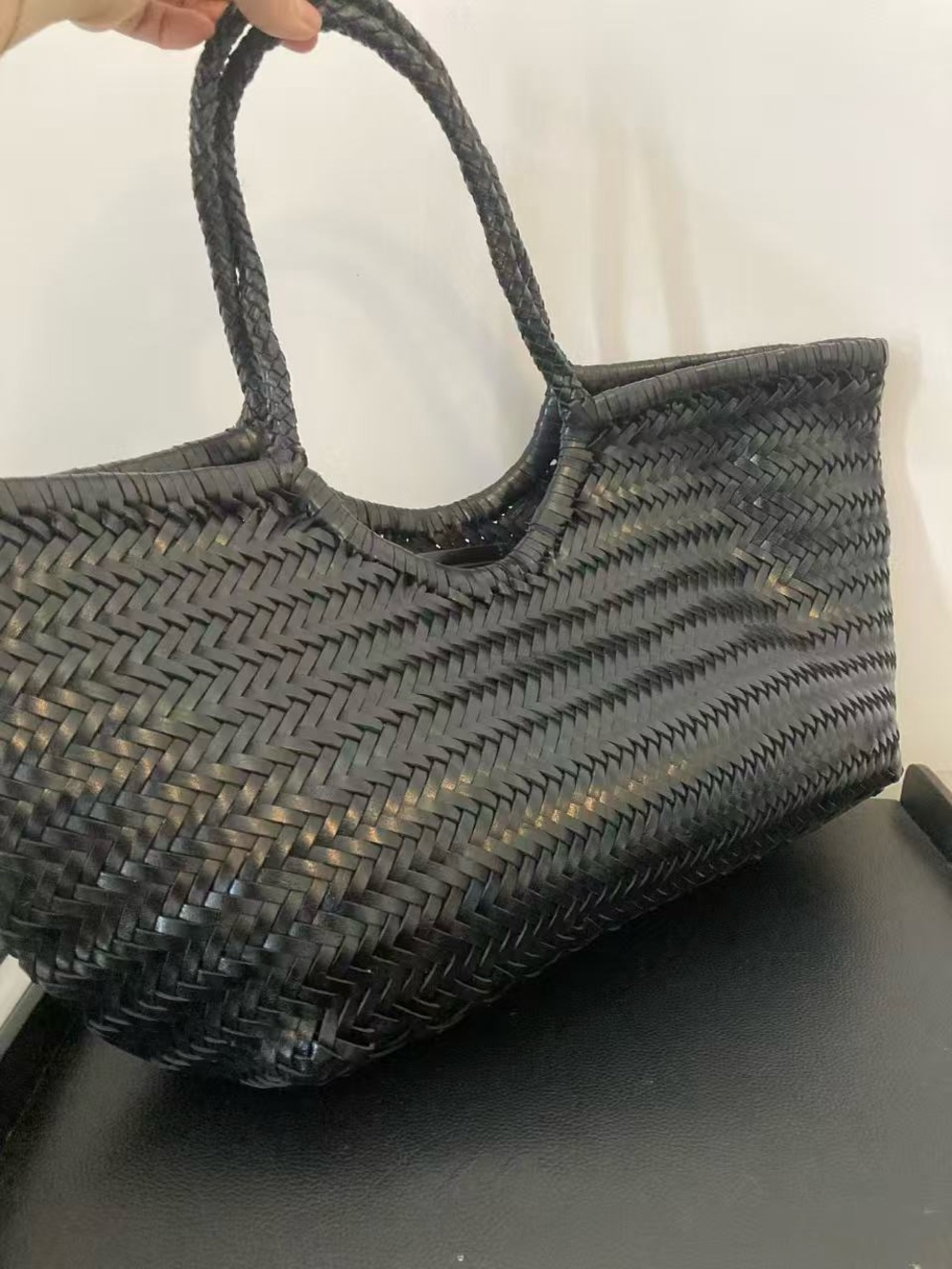 DRAGON DIFFUSION black woven tote bag - Picture 4 of 12